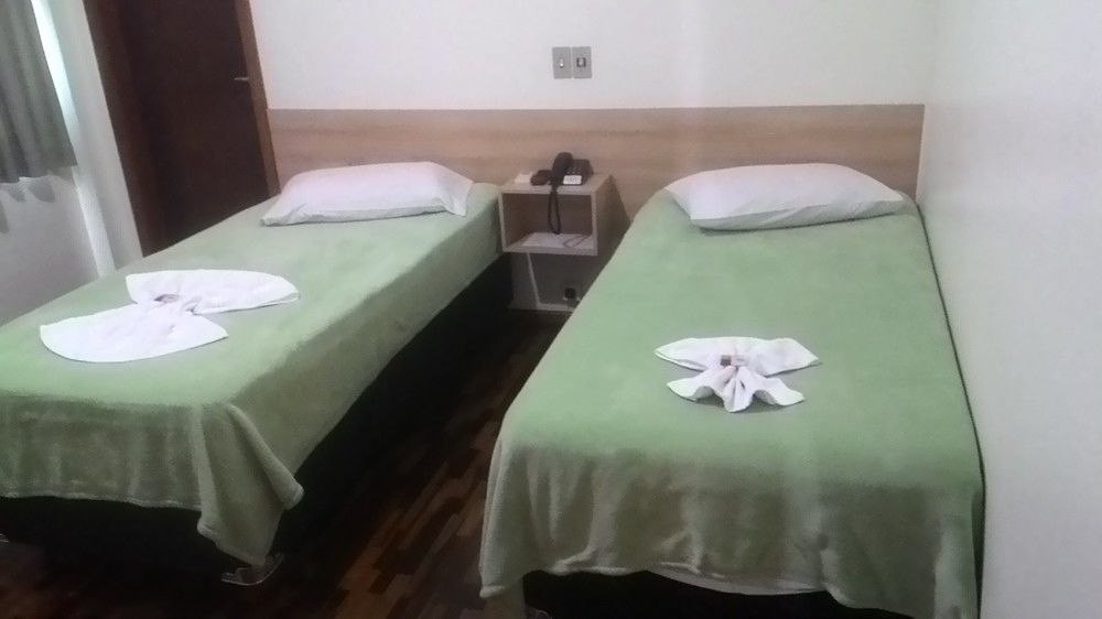Oyo Hotel Farol Joaçaba Exteriör bild