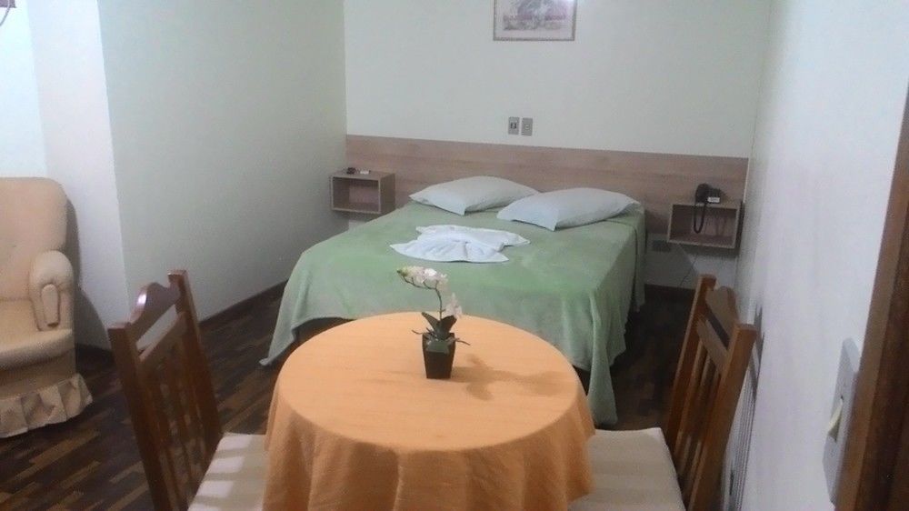 Oyo Hotel Farol Joaçaba Exteriör bild