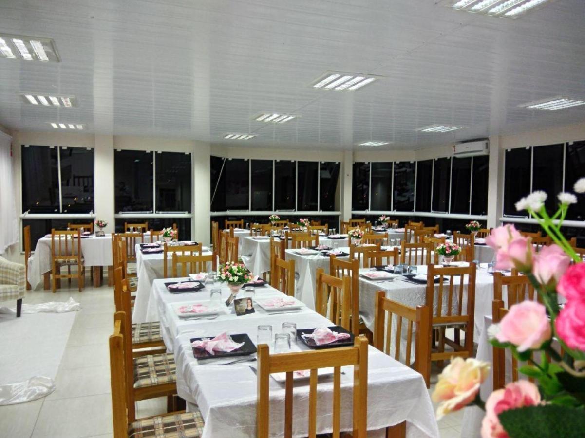 Oyo Hotel Farol Joaçaba Exteriör bild